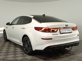 2018 Kia Optima IV Рестайлинг, белый, 2060000 рублей, вид 5