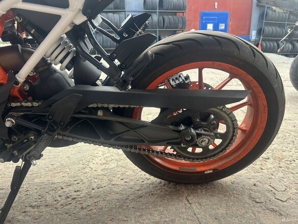 2017 KTM 390 Duke, белый, 450000 рублей - вид 8