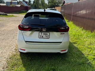 2020 Honda Fit IV, белый, 1700000 рублей, вид 3