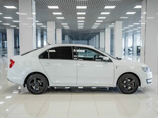 2015 Skoda Rapid I, белый, 612000 рублей, вид 5