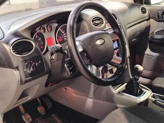2011 Ford Focus II Рестайлинг, серый, 399000 рублей, вид 5