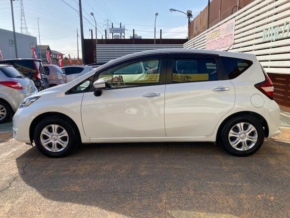 2017 Nissan Note II Рестайлинг, белый - вид 8
