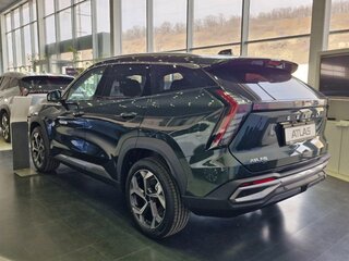 2025 Geely Atlas II, зелёный, 3760990 рублей, вид 4