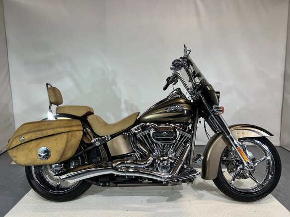 2012 Harley-Davidson CVO, бежевый, 980000 рублей