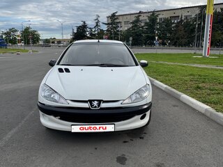 2002 Peugeot 206, белый, 290000 рублей, вид 2