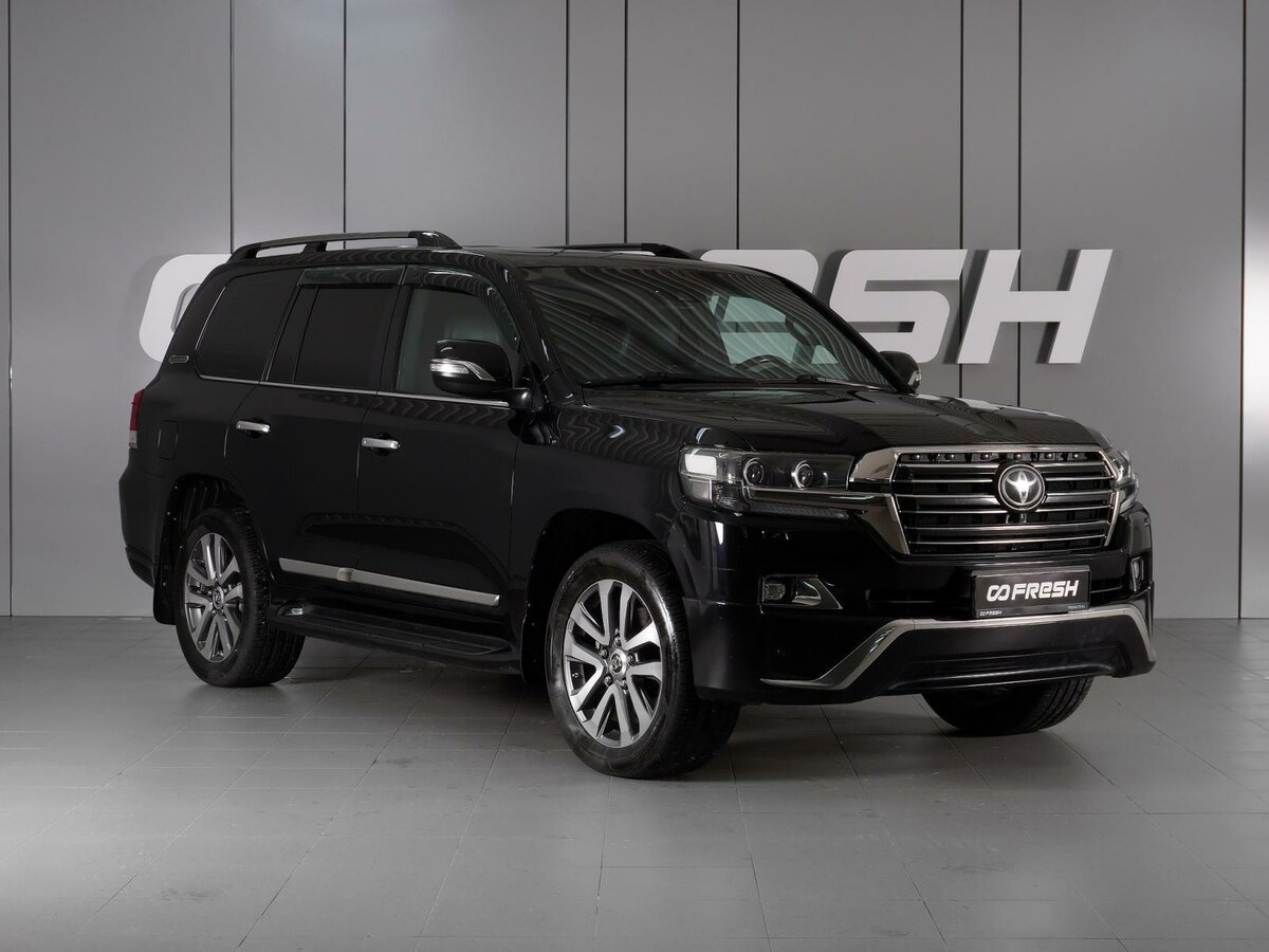 Открыть фотографии: Toyota Land Cruiser 200 Series Рестайлинг 2