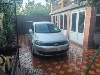 2012 Volkswagen Golf Plus II, серебристый, 965000 рублей, вид 2