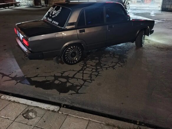 2010 Lada (ВАЗ) 2107, зелёный, 470000 рублей - вид 3