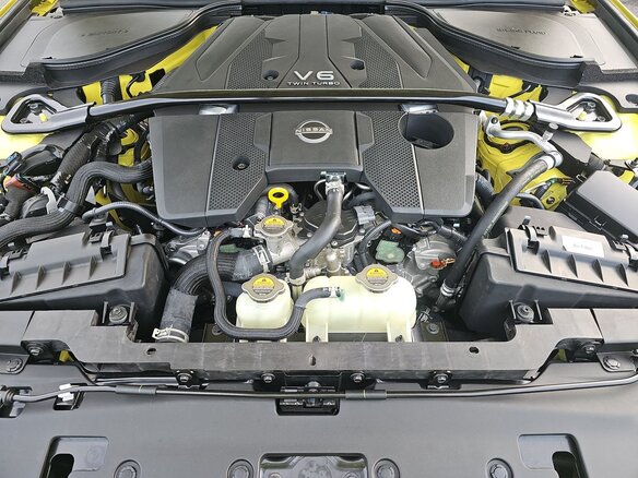 2023 Nissan Z, жёлтый, 5450000 рублей - вид 12
