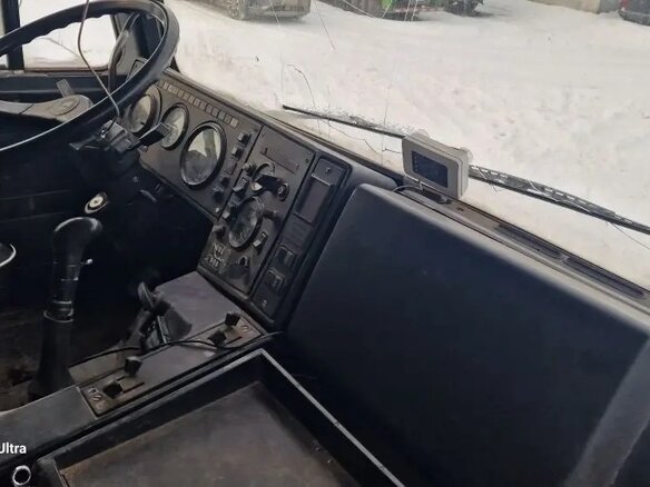 2007 МАЗ 6303, белый, 1500000 рублей - вид 2