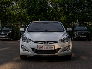 2015 Hyundai Elantra V (MD) Рестайлинг, белый, 916000 рублей, вид 3