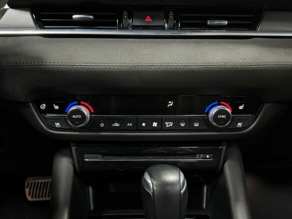 2019 Mazda 6 III (GJ) Рестайлинг 2, красный, 2280000 рублей - вид 22