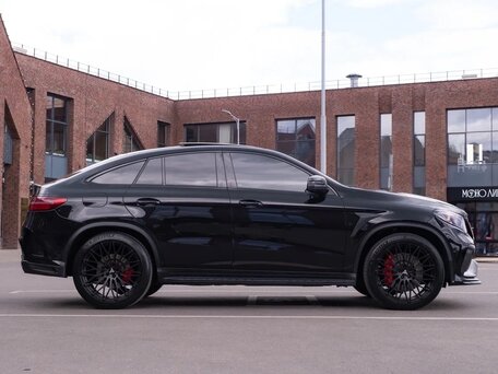 2016 Mercedes-Benz GLE Coupe AMG 63 AMG S I (C292), чёрный, 6000000 рублей, вид 5