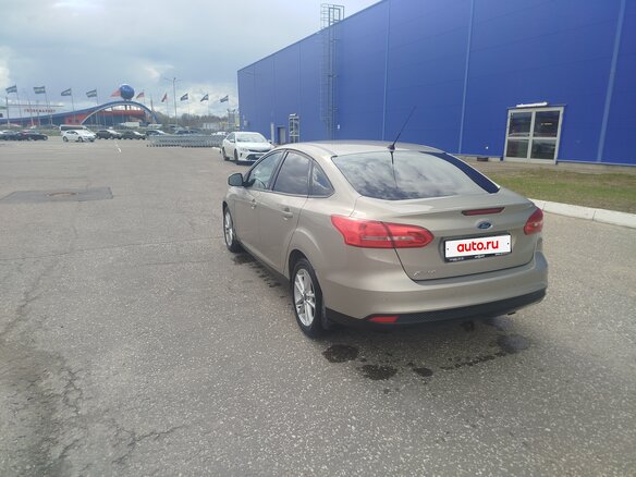 2016 Ford Focus III Рестайлинг, бежевый, 800000 рублей - вид 7