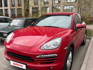 2013 Porsche Cayenne Diesel II (958), красный, 3000000 рублей, вид 3