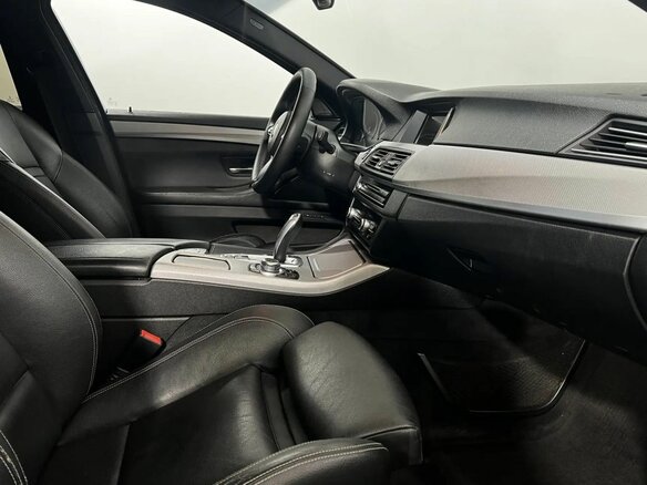 2014 BMW 5 серии 528i xDrive VI (F10/F11/F07) Рестайлинг, чёрный, 1950000 рублей - вид 12