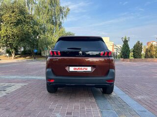2021 Peugeot 5008 II Рестайлинг, коричневый, 2150000 рублей, вид 4