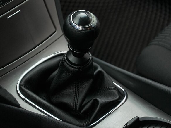 2009 Toyota Avensis III, фиолетовый, 859000 рублей - вид 16