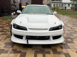 2002 Nissan Silvia VII (S15), белый, 8000000 рублей, вид 3