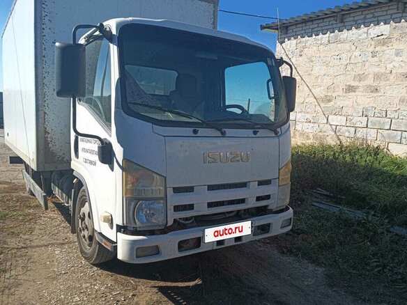 2014 Isuzu Elf (N-series), белый, 900000 рублей