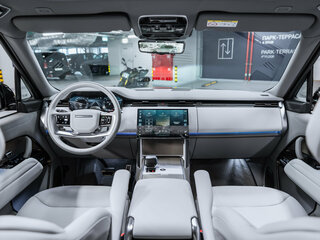 2025 Land Rover Range Rover P615 MHEV Long V, чёрный, 35500000 рублей, вид 3