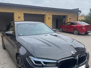 2020 BMW M5 VI (F90) Рестайлинг, серый, 8700000 рублей, вид 4