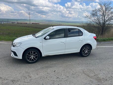 2021 Renault Logan II Рестайлинг, белый, 475000 рублей, вид 5