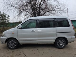 1999 Toyota Town Ace Noah III, серый, 390000 рублей, вид 3
