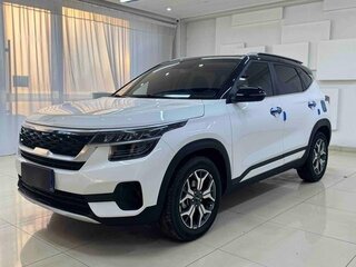 2023 Kia KX3, белый, 1632000 рублей, вид 3