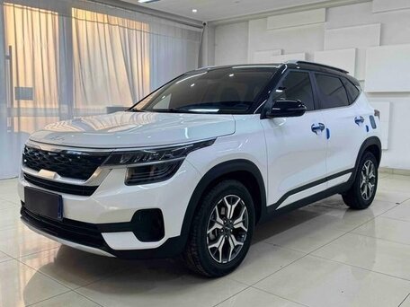 2023 Kia KX3, белый, 1632000 рублей, вид 3