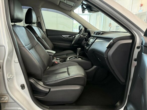 2017 Nissan X-Trail III, серебристый, 1599000 рублей - вид 9
