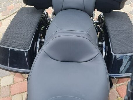 2011 Harley-Davidson Road Glide, чёрный, 725000 рублей, вид 5