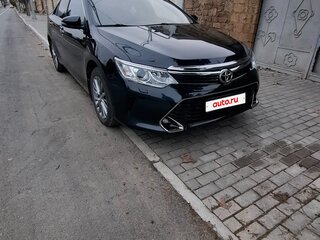2015 Toyota Camry VII (XV50) Рестайлинг, синий, 2700000 рублей, вид 2