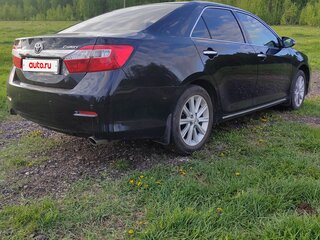 2013 Toyota Camry VII (XV50), чёрный, 1550000 рублей, вид 3