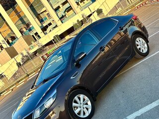 2017 Kia Rio III Рестайлинг, коричневый, 1349000 рублей, вид 1