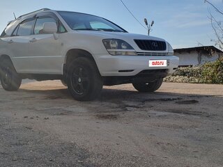 2001 Toyota Harrier I (XU10) Рестайлинг, белый, 900000 рублей, вид 2