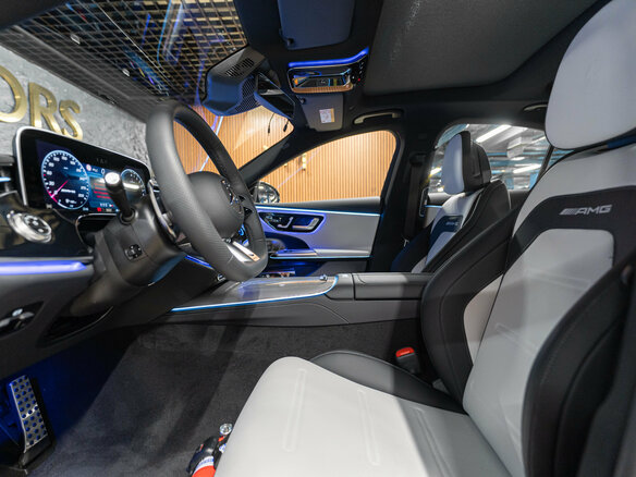 2025 Mercedes-Benz E-Класс AMG 53 AMG VI (W214), чёрный - вид 14