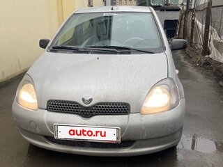 2000 Toyota Yaris I, белый, 180000 рублей, вид 2