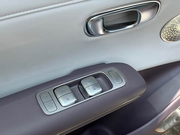 2026 Changan Qiyuan A06 28.39 kWh, серебристый, 2590000 рублей - вид 8