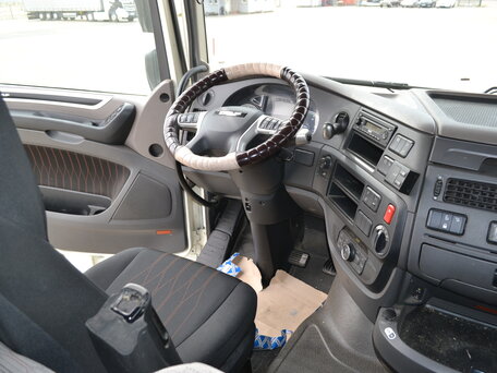 2021 DAF XF, белый, 7000000 рублей, вид 5