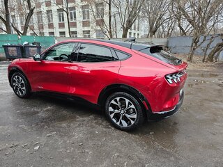 2023 Ford Mustang Mach-E 75 kWh I, пурпурный, 3250000 рублей, вид 4