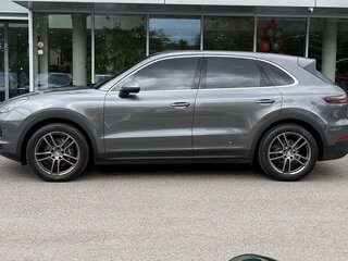 2019 Porsche Cayenne III, серый, 5470000 рублей, вид 4