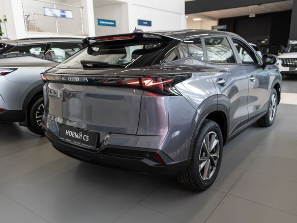 2026 Omoda C5 II, серый, 2399000 рублей - вид 9