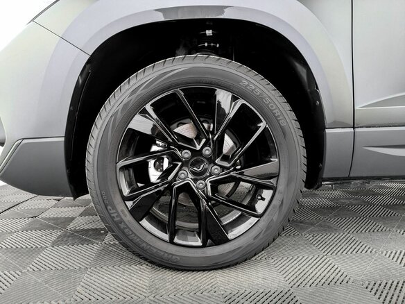 2023 Jetta VS7 I Рестайлинг 1, серый, 2349000 рублей - вид 7