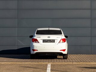 2015 Hyundai Solaris I Рестайлинг, белый, 895000 рублей, вид 5