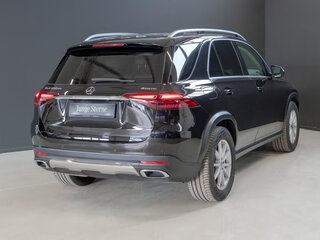 2025 Mercedes-Benz GLE 350 de II (V167) Рестайлинг, чёрный, 7837946 рублей, вид 4