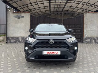 2022 Toyota RAV4 V (XA50), чёрный, 3250000 рублей, вид 1