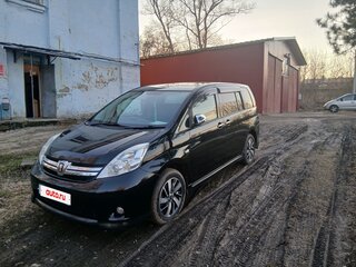 2010 Toyota ISis I Рестайлинг, чёрный, 1350000 рублей, вид 1