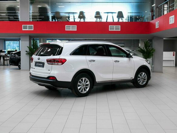 2017 Kia Sorento III Prime, белый, 2190000 рублей - вид 1