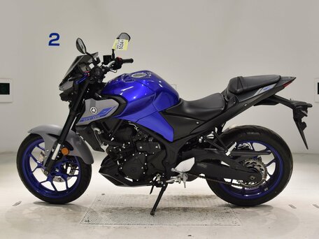 2021 Yamaha MT-03, синий, 500000 рублей, вид 3